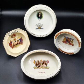 LOT 154 (32907) Est R200 to R400 - 4 x Pieces of Early 20th Century Royal Commemorative Child's Nurseryware