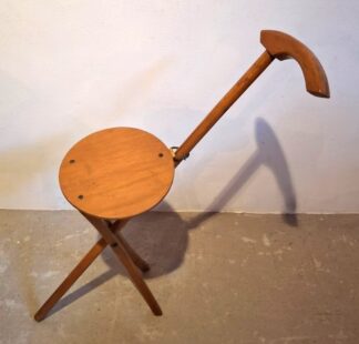 LOT 198 (32569) Est R500 to R1500 - A Vintage Beechwood Outdoorsmen Folding Combination Stool and Cane/Cane Seat