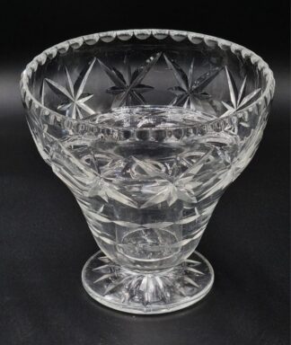 LOT 91 (32843) Est R400 to R800 - A Webb Corbett Crystal Flower Vase circa 1930s