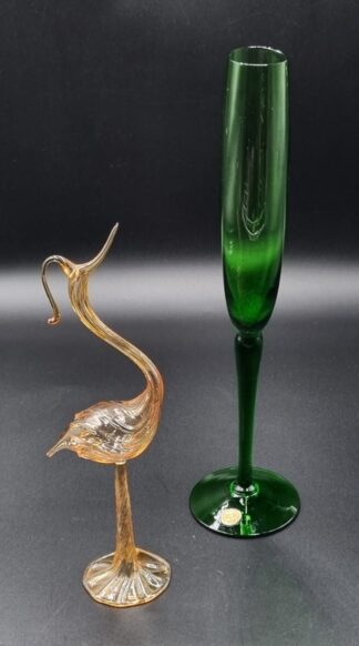 LOT 92 (32843) Est R300 to R600 - A Mid 20th Century Swedish Emerald Green Coloured Glass Solifleur footed Vase