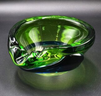 LOT 101 (32839) Est R500 to R1500 - A Mid 20th Century Heavy Italian Murano Glass Sweet Bowl/Ashtray