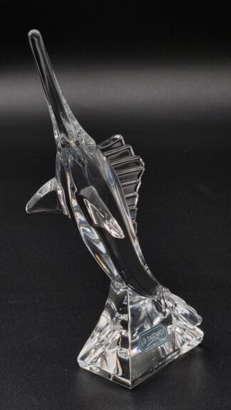 LOT 111 (32878) Est R300 to R600 - A Contemporary French J.G. Durand Cristal Au Plomb (Lead Crystal) Swordfish/Espadon on a Wave Figurine