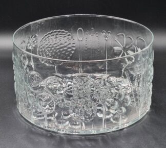 LOT 109 (328076) Est R800 to R1500 - An Arabia Nuutajärvi Wartsila Glass Salad Bowl circa 1960s-1970s, from the Flora series range