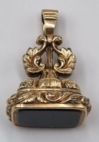 LOT 219 (32914) Est R500 to R1500 - A Victorian Pinchbeck Rolled Gold Fob Seal