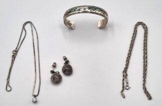 LOT 248 (32551) Est R500 to R1500 - A Collection of Ladies Silver Jewellery