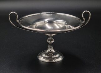 LOT 19 (32914) Est R2500 to R5000 - A Stunning George V Silver footed Classical-style Sweet Tazza