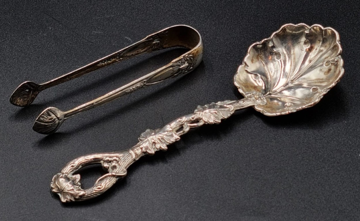 LOT 37 (32862) Est R400 to R800 – A Pair of Early 20th Century German Silver Neoclassical-style Sugar Tongs