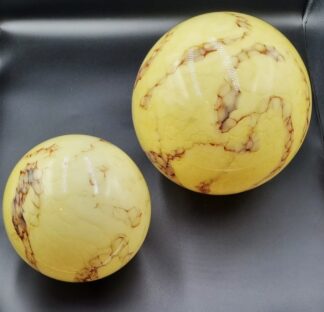 LOT 342 (32929) Est R500 to R1500 - A Graduated pair of Art Deco period Marble Glass Ceiling Light Lampshades circa 1930s