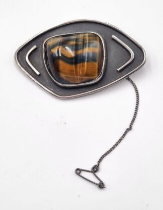 LOT 363 (33032) Est R500 to R1500 - A Mid-20th Century Ladies RSA Sterling Silver Modernist Brooch