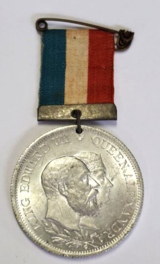 LOT 173 (32907) Est R100 to R300 - 1 x 1902 King Edward VII and Queen Alexandra Coronation Medal 