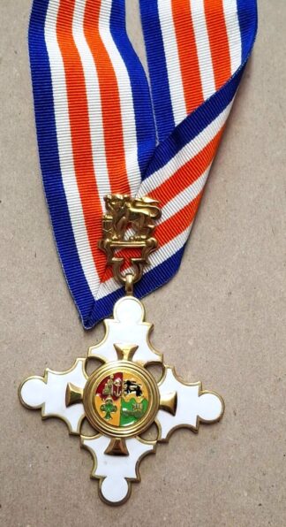 LOT 200 (32582) Est R80000 to R150000 - 1 x South African Order for Meritorious Service Gold Medal