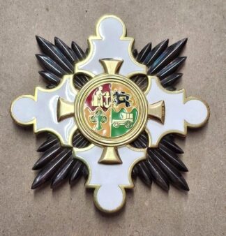 LOT 201 (32582) Est R3000 to R6000 - 1 x South African Order for Meritorious Service Breast Star