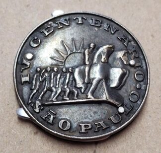 LOT 205 (32582) Est R300 to R600 - A Collector's 1954 São Paulo IV Centenary Commemorative Medallion Penknife