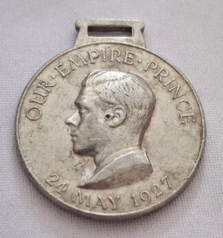 LOT 231 (32907) Est R100 to R300 - 1 x 1927 Edward Prince of Wales British Empire Day Commemorative Medal