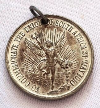 LOT 256 (32907) Est R50 to R150 - 1 x 1910 Formation of the Union of South Africa Commemorative Medal