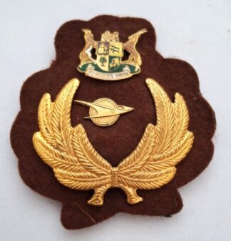 LOT 268 (32907) Est R50 to R150 - 1 x South African Transport Services (SATS) Cap Badge