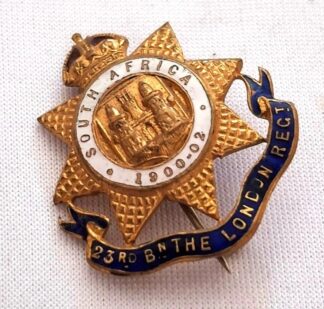 LOT 272 (32907) Est R100 to R300 - 1 x 1900-02 South African 23rd Battalion The London Regiment Cap Badge