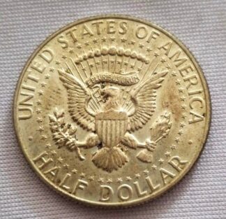 LOT 294 (32879N19) Est R200 to R400 - 1 x 1966 USA Half Dollar coin