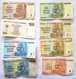 LOT 288 (33065N13) Est R300 to R600 - An Assorted Collection 27 x World Banknotes