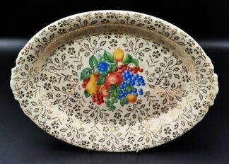 LOT 158 (32930) Est R500 to R1500 - A Post-war American Atlas China/Homer Laughlin Eggshell Georgian pattern Setting for 6 Fruit Set circa 1940s-1950s (7pcs)