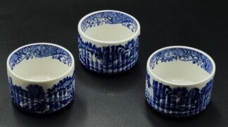 LOT 155 (330) Est R500 to R1500 - 8 x Copeland Spode Italian pattern Imperial Cookware Stone China Oven to Table Small Soufflé Ramekins