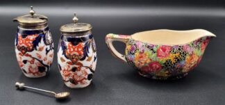 LOT 128 (32935) Est R200 to R400 - A Late Victorian Royal Crown Derby King's  Imari pattern Mustard Pot and matching pepperette with EPNS Mounts