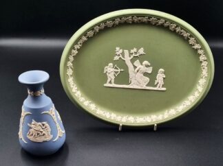 LOT 141 (32935) Est R500 to R1500 - A Wedgwood Jasperware Classical-style Sage Green Jasperware Oval Plaque/ Dressing Table Tray
