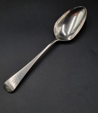 LOT 12 (32914) Est R1000 to R3000 - A George IV Silver Old English pattern Table Spoon