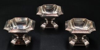 LOT 15 (32914) Est R12000 to R20000 - 3 x Heavy and Finely Cast George V Britannia Standard Silver George I-style Trencher Salts
