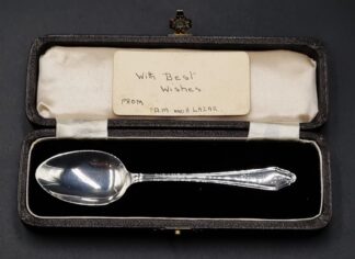 LOT 19 (33046) Est R400 to R800 - An Edward VIII Silver Pointed pattern Christening Teaspoon
