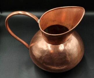LOT 58 (33069) Est R500 to R1500 - A Vintage RSA De Klerk Copper Water Jug