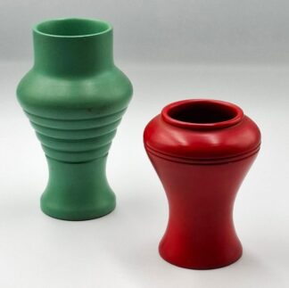 LOT 190 (10000) Est R300 to R600 - 2 x Graduated Vintage SA Art Deco Keith Murray-style Carved Slate Cabinet Vases,