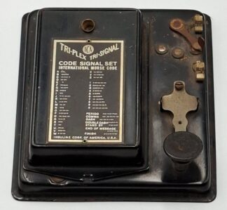 LOT 197 (32943) Est R300 to R600 - A Post-war American Manufactured Corporation of America (ICA) Triplex International Morse Code Signal Set circa 1950s