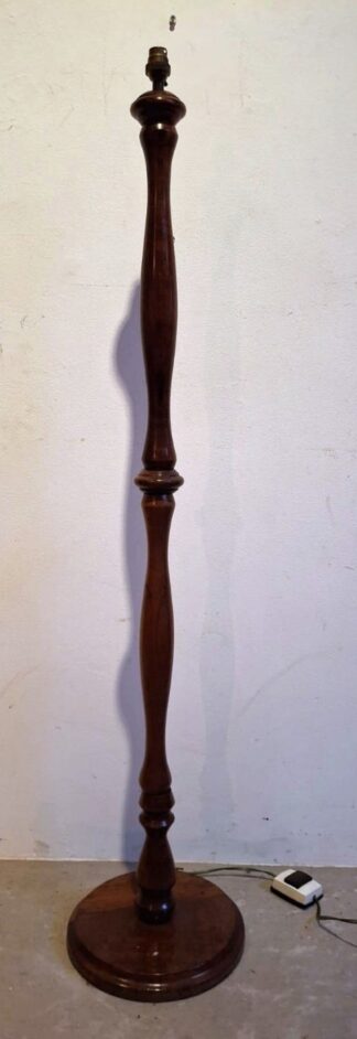 LOT 224 (10000) Est R1000 to R3000 - A Mid 20th Century Teakwood Standard Lamp Base circa 1960s-1970s