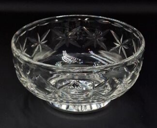 LOT 156 (32950) Est R300 to R600 - A Mid 20th Century English Stuart Crystal Footed Salad Bowl