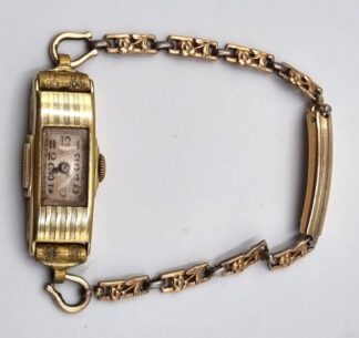 LOT 327 (3295125) Est R1000 to R3000 - A Ladies Freco Swiss-made 18ct Yellow Gold Art Deco-style Cocktail Watch circa 1930s