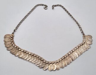 LOT 340 (33081) Est R500 to R1500 - A Vintage Ladies Sterling Silver  Articulated Cascade Necklace