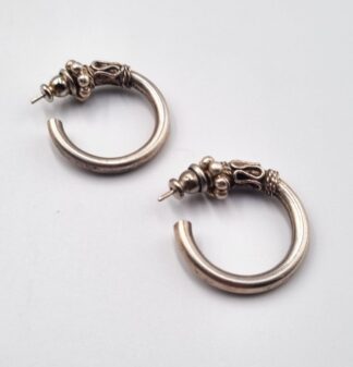 LOT 363 (33081) Est R100 to R300 - A Pair of Ladies Turkish Silver Hollow-cast Tube Earrings