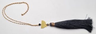 LOT 377 (33081) Est R500 to R1500 - A Modern Ladies Designer Shelley Taylor Designs Gilt Metal Tassle Pendant Necklace