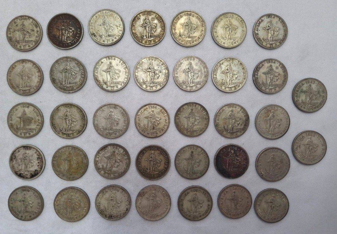 LOT 455 (N28) Est R2000 to R4000 – 2 x 1951 South African 1 Shilling Coins