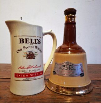 LOT 253 (32571) Est R50 to R150 - 1 x Bell's Old Scotch Whisky Extra Special Ceramic Jug