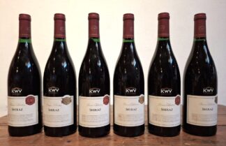 LOT 276 (33053LL2) Est R600 to R1200 - 6 x 2016 KWV The Classic Collection Shiraz (750ml each)