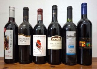 LOT 294 (32799) Est R300 to R600 - 1 x Cape Colours Dry Red (750ml)