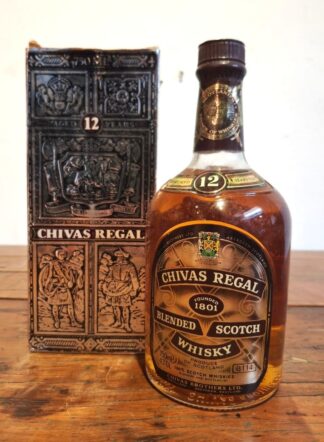LOT 260 (32841LL15) Est R200 to R400 - 1x Chivas Regal Blended Scotch Whisky 12 Year (750ml)