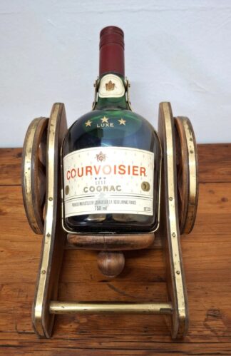 LOT 264 (32799L88) Est R500 to R1500 - 1 x Courvoisier 3 Star Luxe Cognac (750ml)