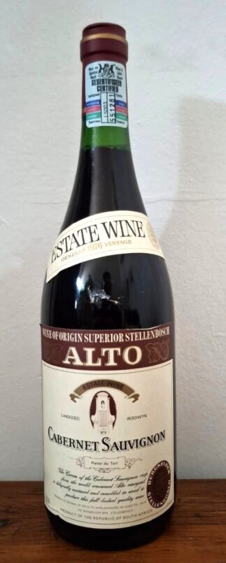 LOT 287 (32570L9 / L10) Est R100 to R300 -  1 x 1976 Alto Cabernet Sauvignon (750ml)