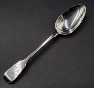 LOT 25 (32951) Est R1000 to R3000 - An Early Victorian Silver Fiddle pattern Table Spoon