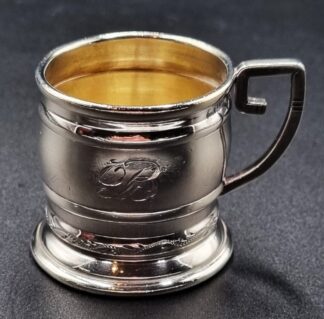 LOT 14 (32945) Est R1000 to R3000 - A Scarce Mid 20th Century SA Sterling Silver Tot Measure/ Dram Cup