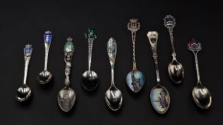 LOT 54 (33016) Est R2500 to R5000 - A Collection of 9 x Silver Souvenir Teaspoons from Around The World