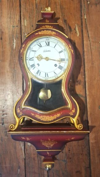 LOT 201 (32972) Est R1000 to R3000 - A Vintage Swiss-made Castell Neuchatel (Neuchãteloise) Hanging Bracket Clock in the Rococo Taste